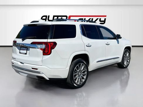 Used 2023 GMC Acadia Denali w/ Denali Technology Package FWD image 7