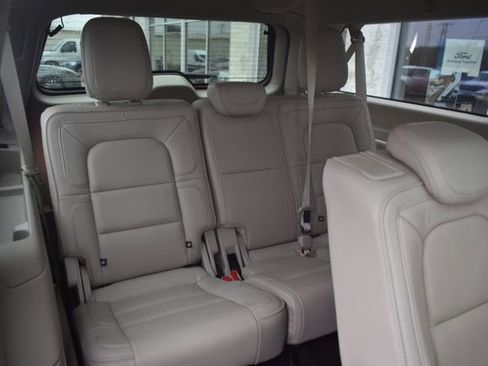 Used 2018 Lincoln Navigator L Reserve w/ Technology Package image 55