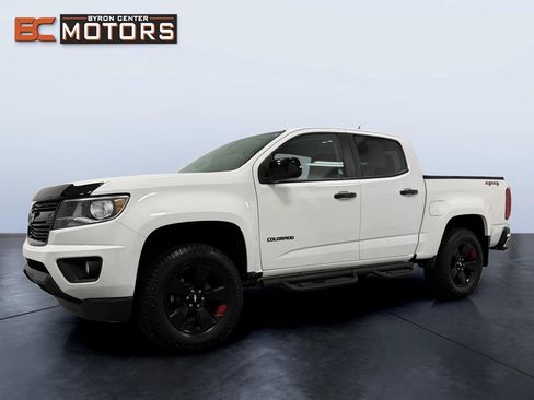 Used 2020 Chevrolet Colorado LT w/ Redline Special Edition AWD/4WD image 2