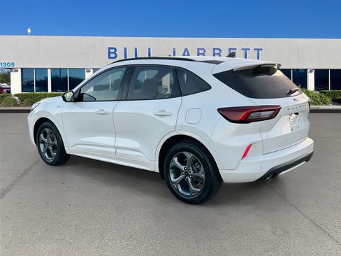 Certified 2023 Ford Escape ST-Line w/ Tech Pack #1 FWD image 5