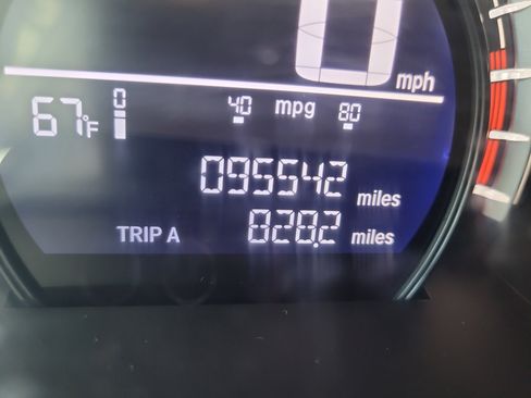 Used 2017 Honda CR-V LX image 31