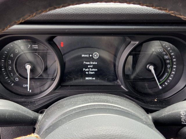 Used 2024 Jeep Wrangler Unlimited AWD/4WD image 14