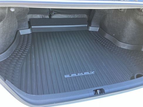 Used 2026 Toyota Camry SE image 25