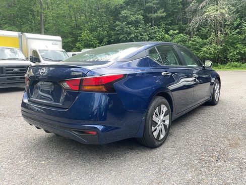 Used 2024 Nissan Altima 2.5 S FWD image 17