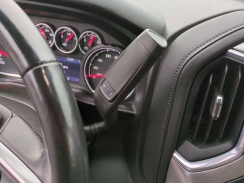 Certified 2021 Chevrolet Silverado 1500 RST image 15