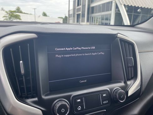 Used 2020 GMC Terrain SLT w/ Preferred Package AWD/4WD image 14