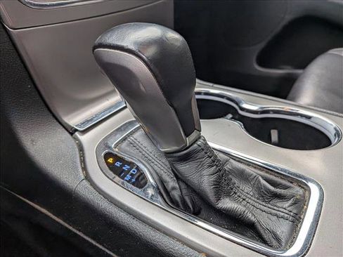 Used 2018 Jeep Grand Cherokee Altitude image 12