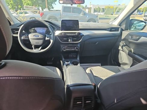 Used 2022 Ford Escape SE FWD image 9