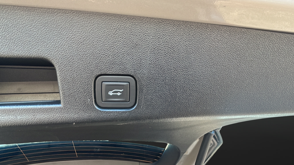 Used 2026 Buick Enclave Sport Touring AWD/4WD image 23