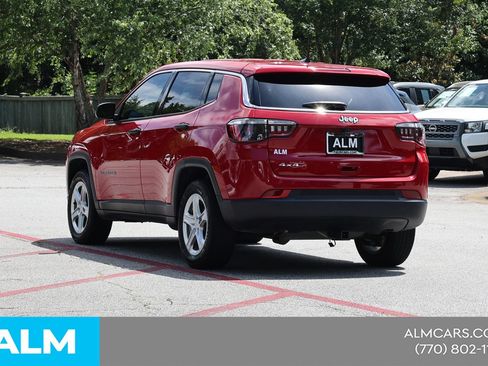 Used 2024 Jeep Compass Sport AWD/4WD image 9