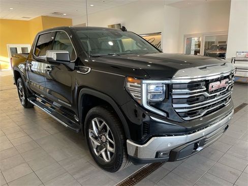 Used 2024 GMC Sierra 1500 SLT w/ SLT Premium Package image 7