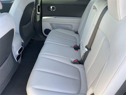 Used 2023 Hyundai Ioniq 5 SEL image 32