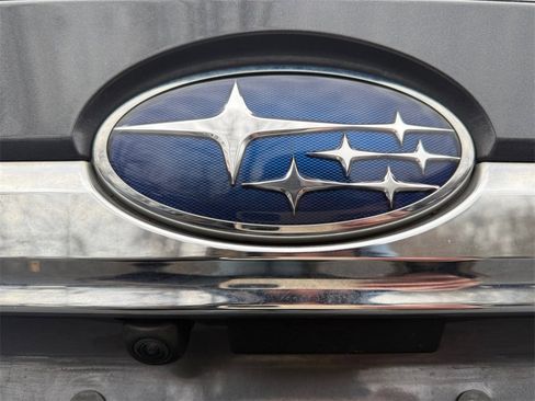 Used 2023 Subaru Ascent Premium w/ Convenience Package image 17