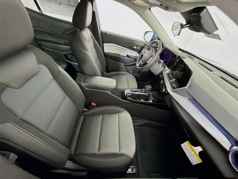 New 2026 Chevrolet Trax LT w/ Driver Confidence Package FWD image 19