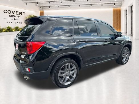 Used 2023 Honda Passport EX-L image 11