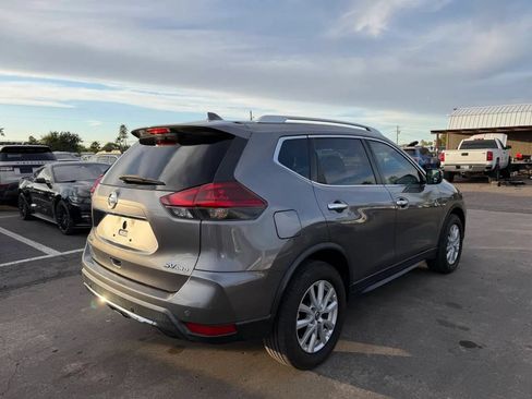 Used 2019 Nissan Rogue SV AWD/4WD image 10