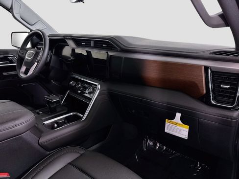 New 2026 GMC Sierra 1500 Denali AWD/4WD image 30