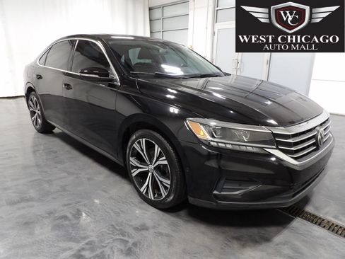 Used 2020 Volkswagen Passat 2.0T SEL FWD image 1