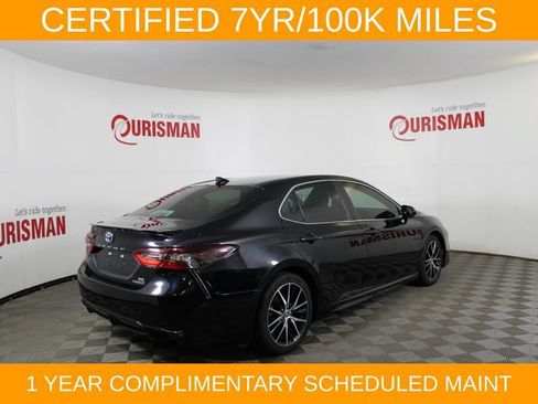 Used 2024 Toyota Camry SE w/ Audio Upgrade Package FWD image 9