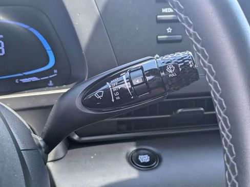 Used 2026 Hyundai Elantra SEL Sport Premium FWD image 27