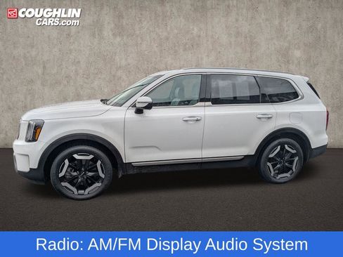 Used 2023 Kia Telluride S w/ S Sunroof Package image 5