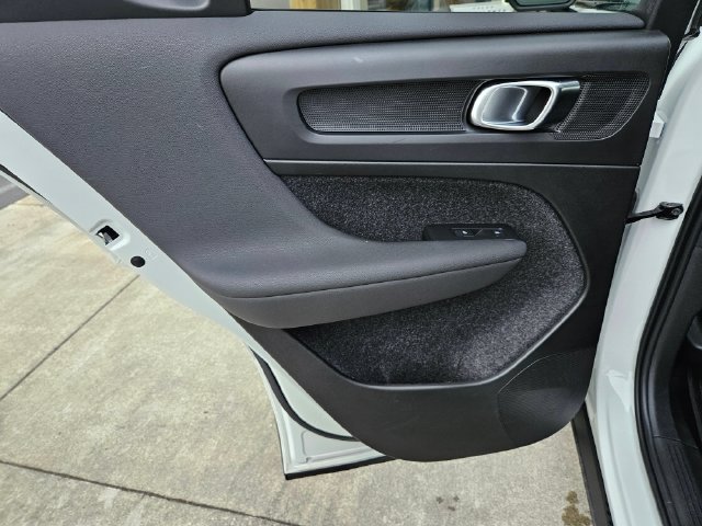 Certified 2023 Volvo XC40 Recharge Ultimate w/ Protection Package Premier AWD/4WD image 16