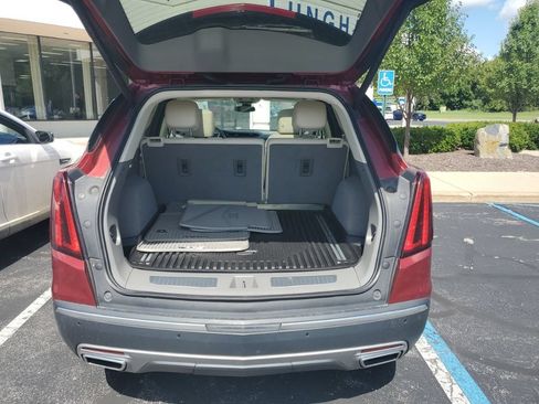 Used 2021 Cadillac XT5 Premium Luxury AWD/4WD image 9