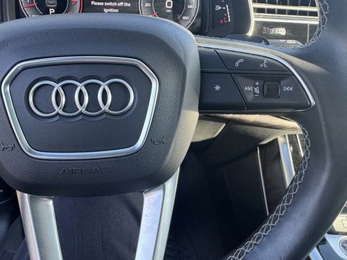 Used 2021 Audi Q8 Premium Plus w/ Premium Plus Package image 22