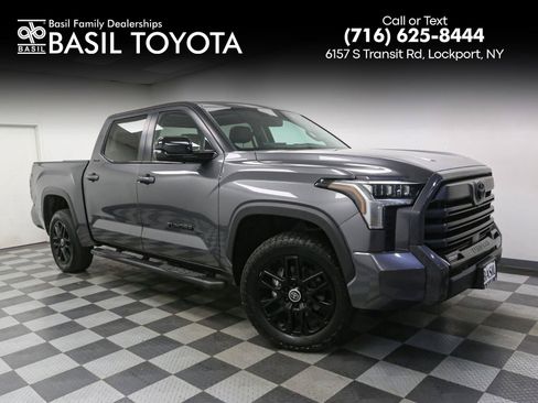 Used 2024 Toyota Tundra Limited AWD/4WD image 1