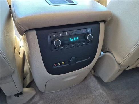 Used 2011 Chevrolet Suburban LTZ AWD/4WD image 18