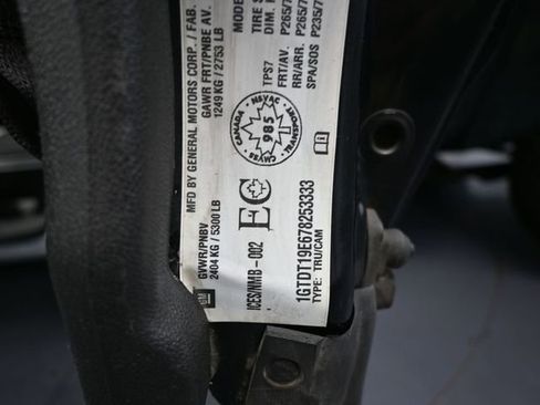 Used 2007 GMC Canyon SLE image 39