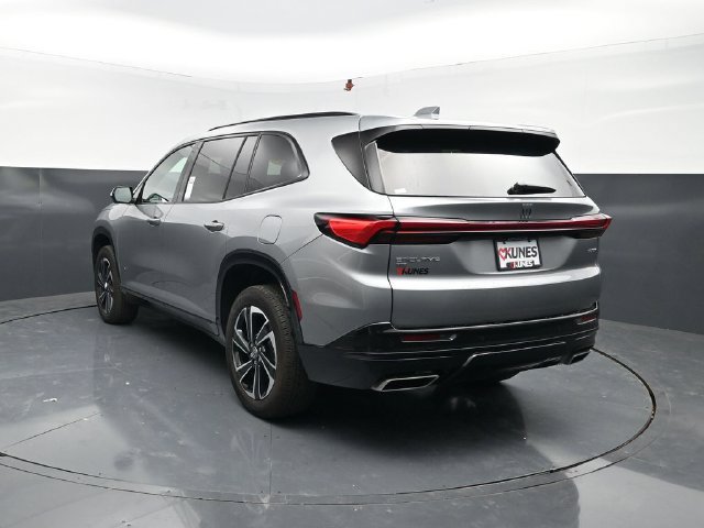 Used 2026 Buick Enclave Sport Touring AWD/4WD image 7