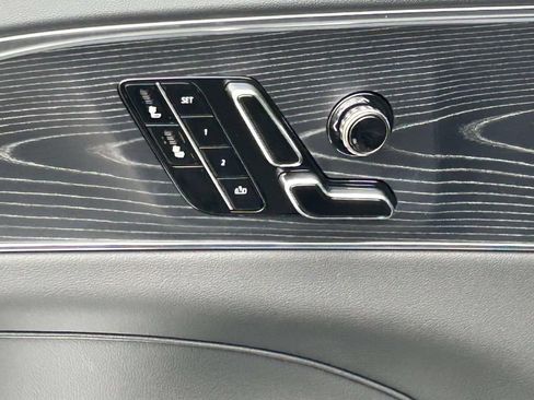 New 2026 Cadillac Lyriq Luxury RWD image 16