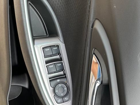 Used 2025 Chevrolet Malibu LT FWD image 11