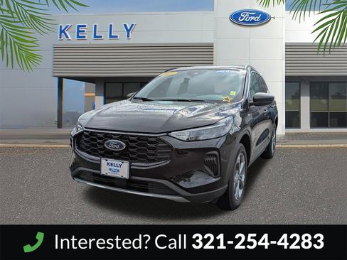 Certified 2025 Ford Escape ST-Line w/ Tech Pack #1 AWD/4WD image 2