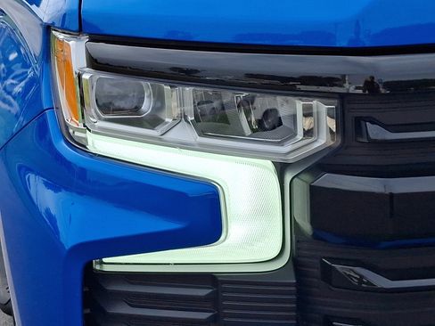 Used 2025 Chevrolet Silverado 1500 LT Trail Boss w/ LT Trail Boss Premium Package image 9