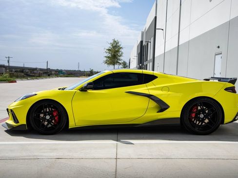 Used 2022 Chevrolet Corvette Stingray Premium Cpe w/ 3LT RWD image 9