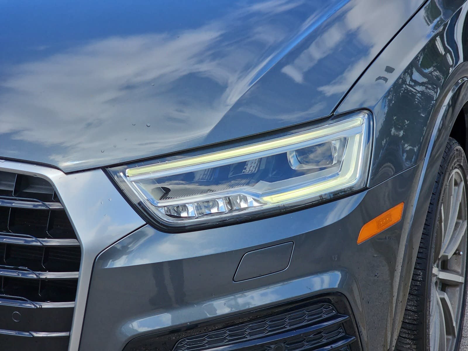 Used 2018 Audi Q3 2.0T Premium Plus w/ Premium Plus Package AWD/4WD image 27