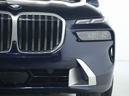 Certified 2024 BMW X7 xDrive40i w/ Executive Package image 8