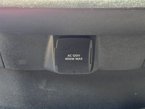 Used 2025 Ford Expedition Platinum AWD/4WD image 24