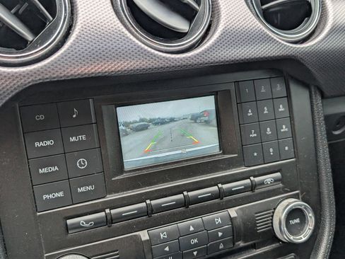 Used 2016 Ford Mustang GT image 9