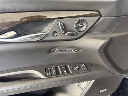 Used 2019 Cadillac CT6 Platinum AWD/4WD image 13