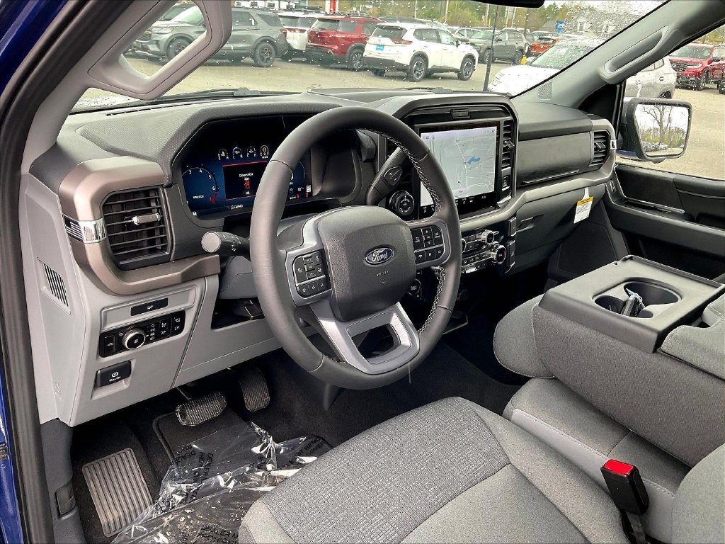 Used 2026 Ford F150 XLT w/ Equipment Group 302A MID AWD/4WD image 9