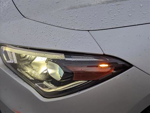 Used 2022 Mercedes-Benz CLA 250 image 7