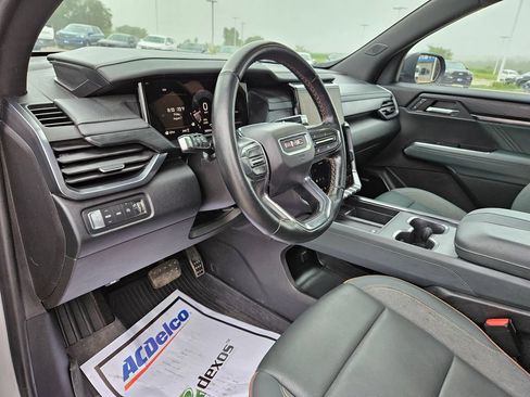 Used 2024 GMC Acadia AT4 w/ Luxury Package AWD/4WD image 20