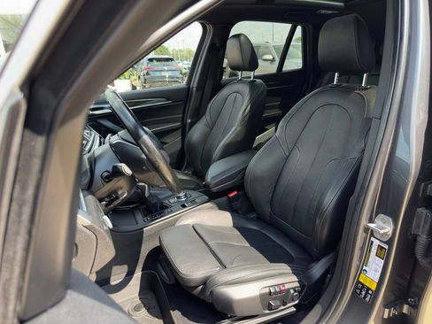 Used 2018 BMW X1 xDrive28i AWD/4WD image 5
