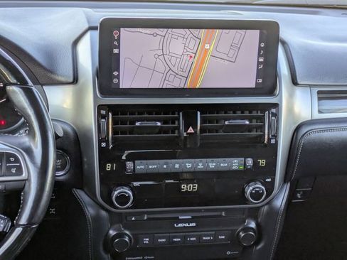 Used 2023 Lexus GX 460 Premium image 14