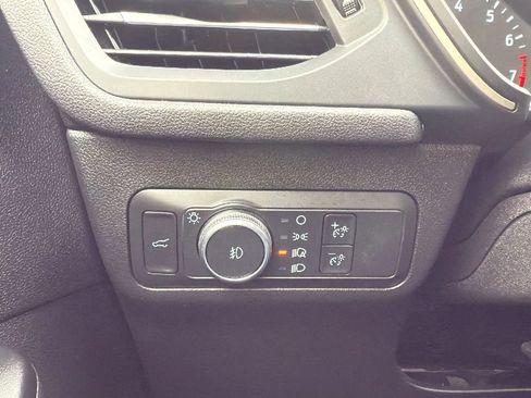 Used 2022 Ford Escape SEL AWD/4WD image 15