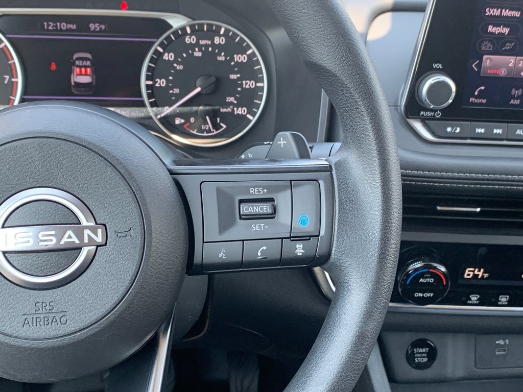Used 2024 Nissan Rogue SV FWD image 14