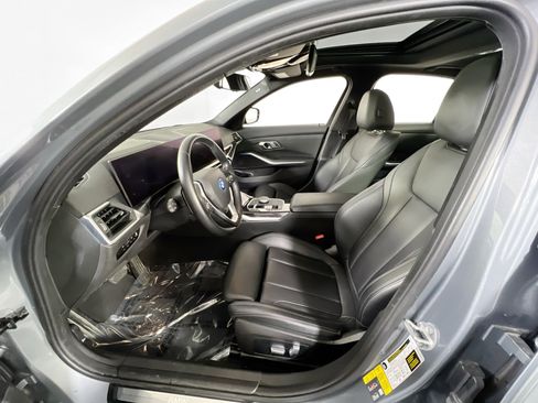 Used 2023 BMW 330e xDrive w/ Driving Assistance Package image 21